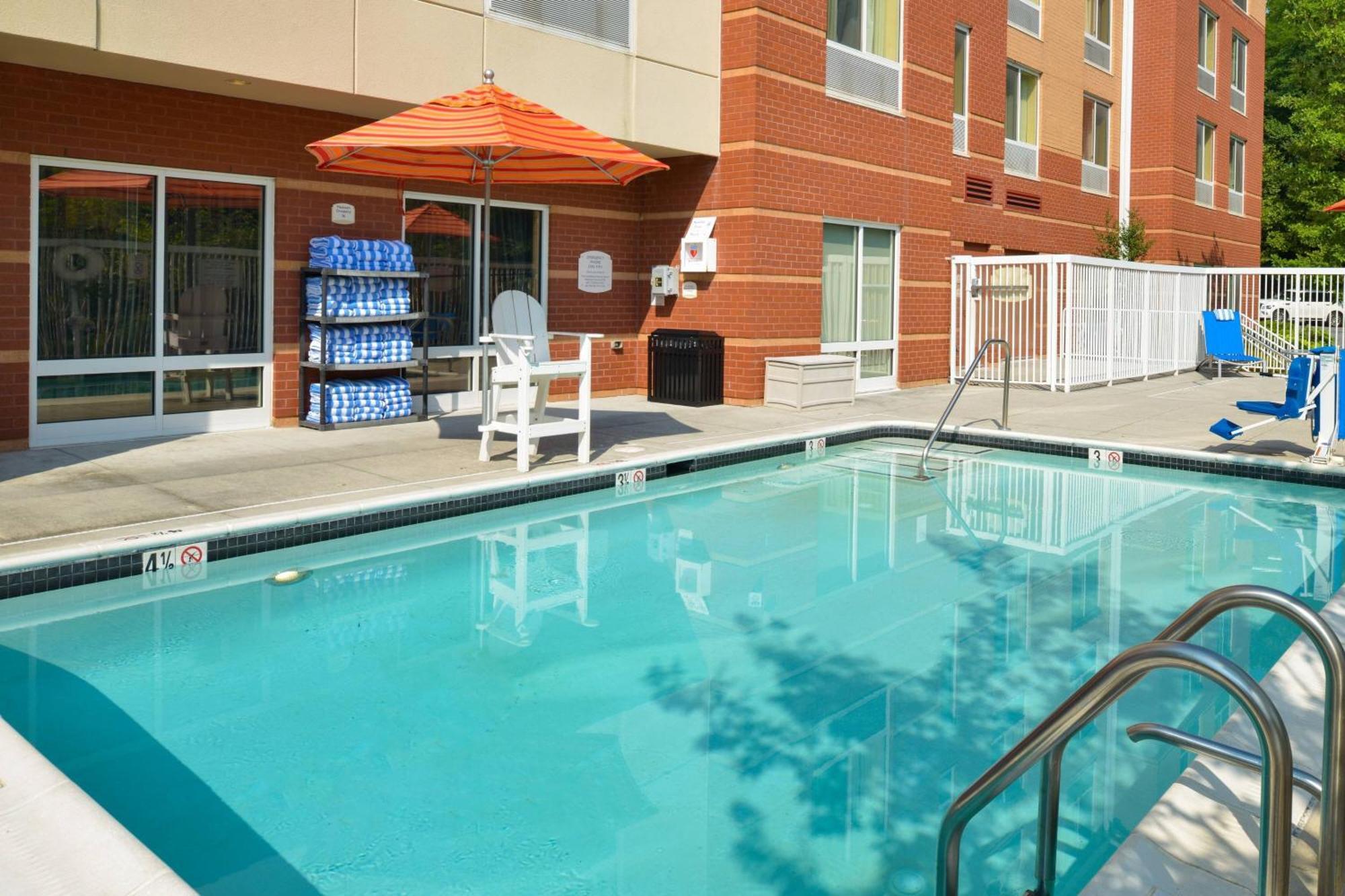 Fairfield Inn & Suites White Marsh Baltimore Exterior photo